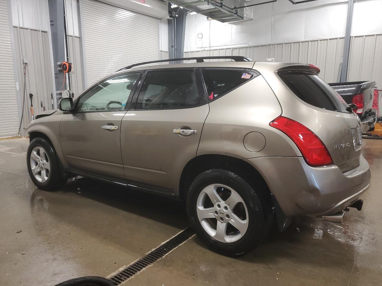 2004 Nissan Murano - Image 2