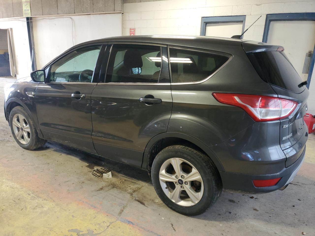 2015 Ford Escape - Image 2