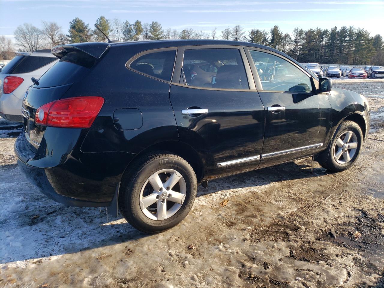 2012 Nissan Rogue - Image 3