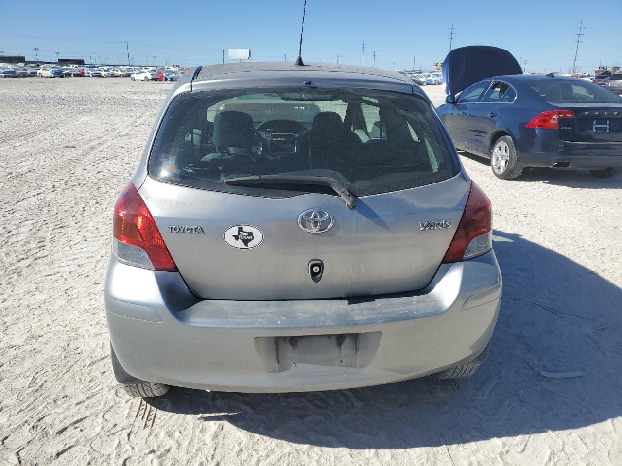 2010 Toyota Yaris - Image 6