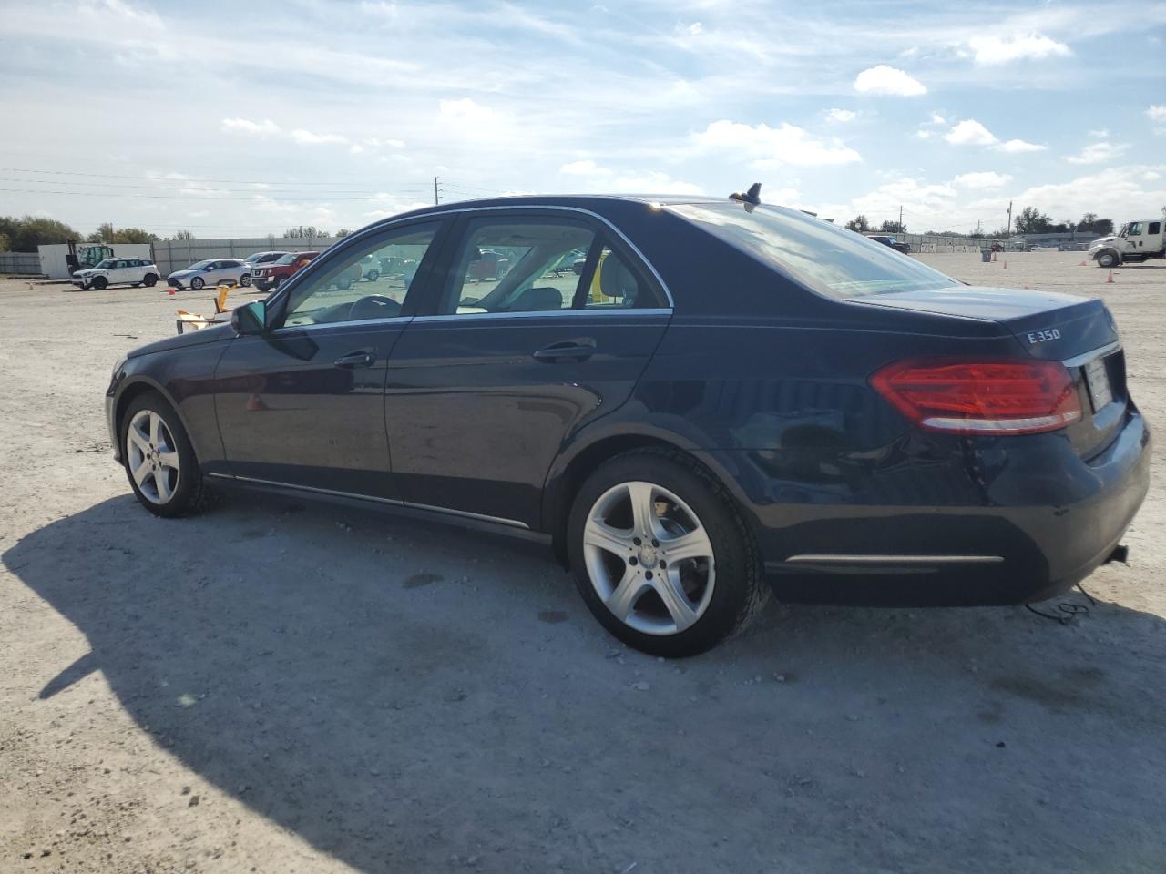 2014 Mercedes-Benz E-klasse - Image 2