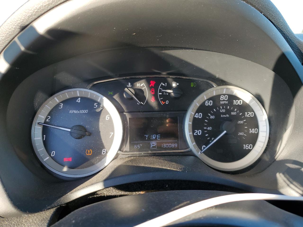 2014 Nissan Sentra - Image 9