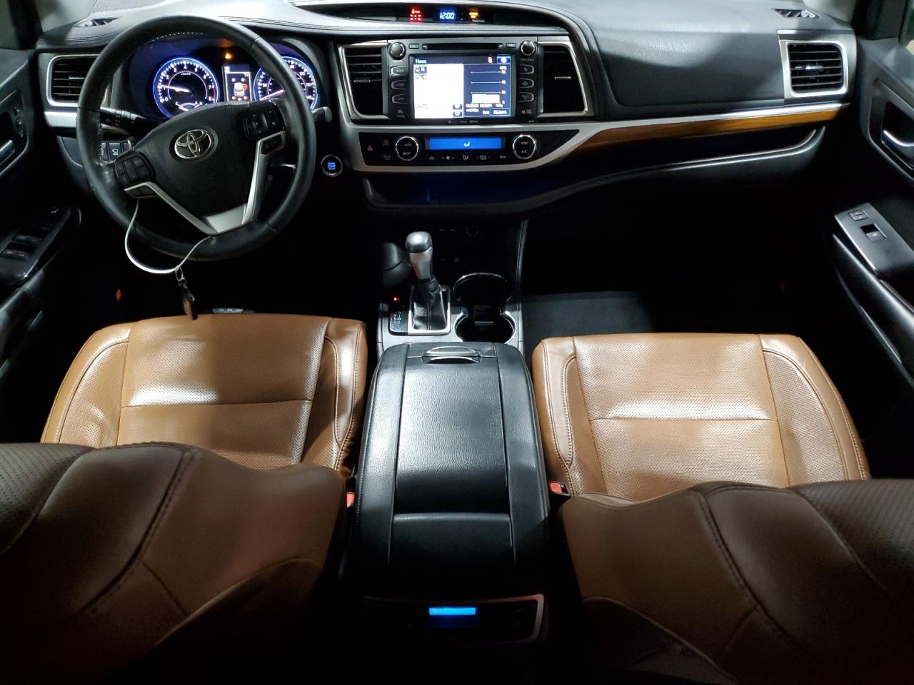 2019 Toyota Highlander - Image 8