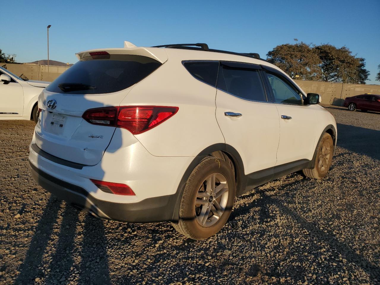 2018 Hyundai Santa Fe - Image 3