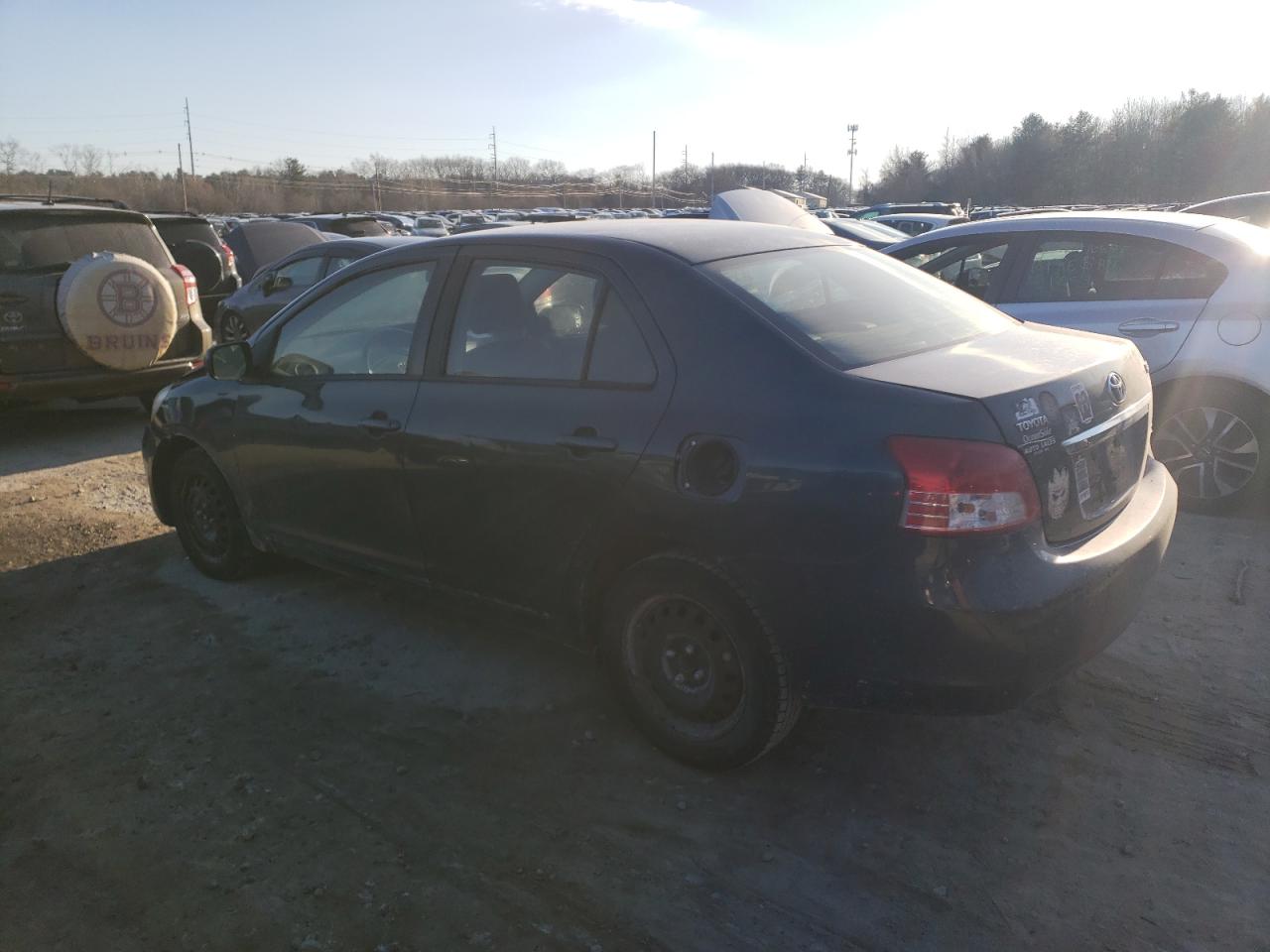 2009 Toyota Yaris - Image 2