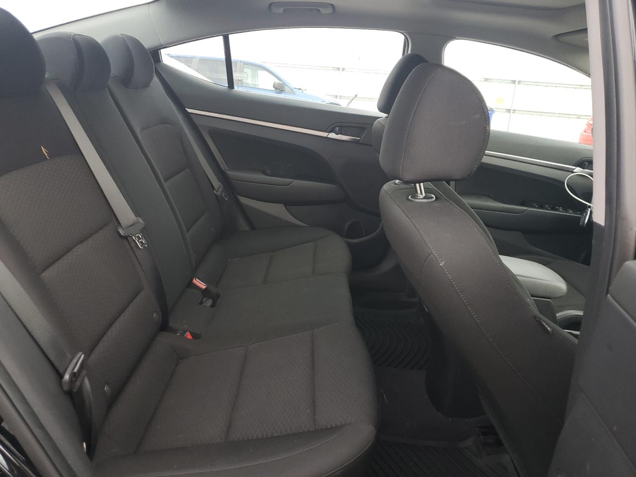 2020 Hyundai Elantra - Image 10