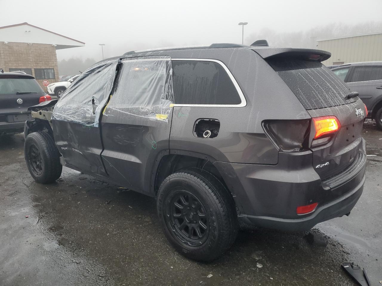 2016 Jeep Grand Cherokee - Image 2