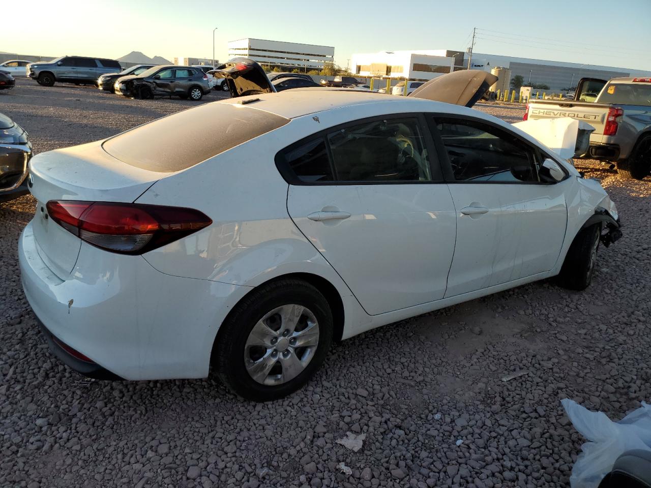 2017 Kia Forte - Image 3