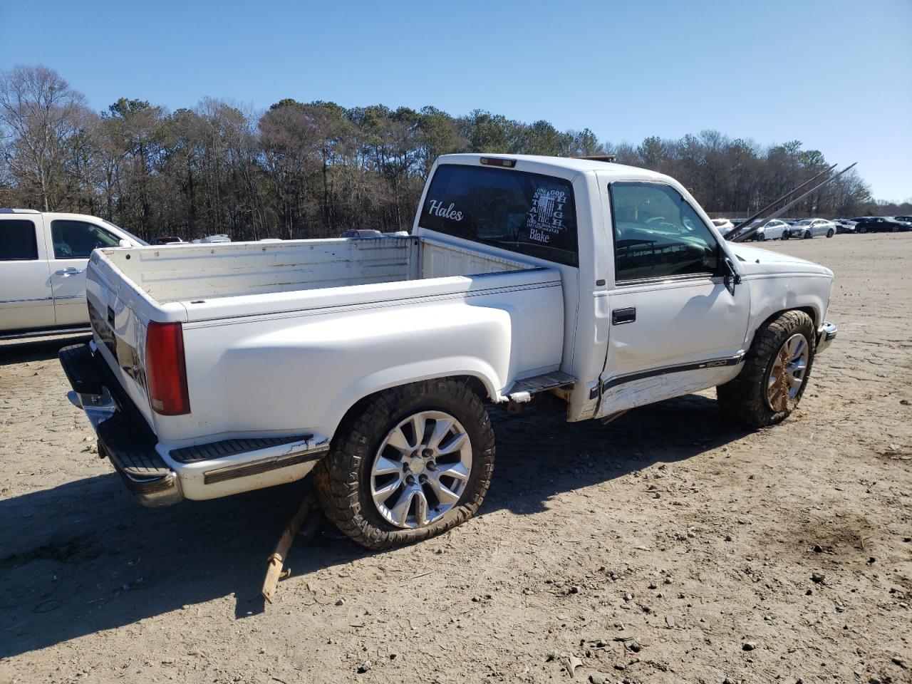 1997 Chevrolet GMT-400 - Image 3