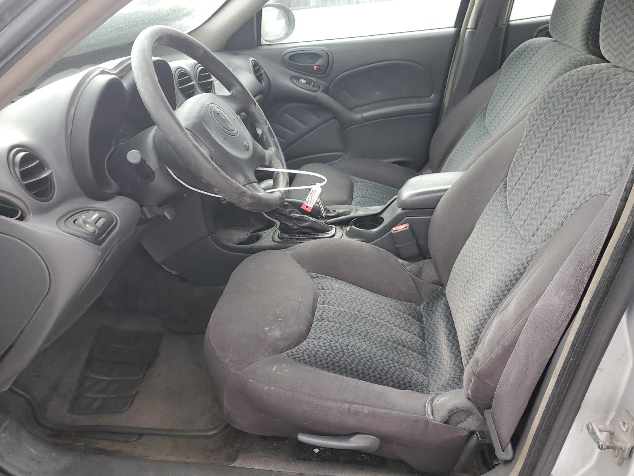 2004 Pontiac Grand AM - Image 7