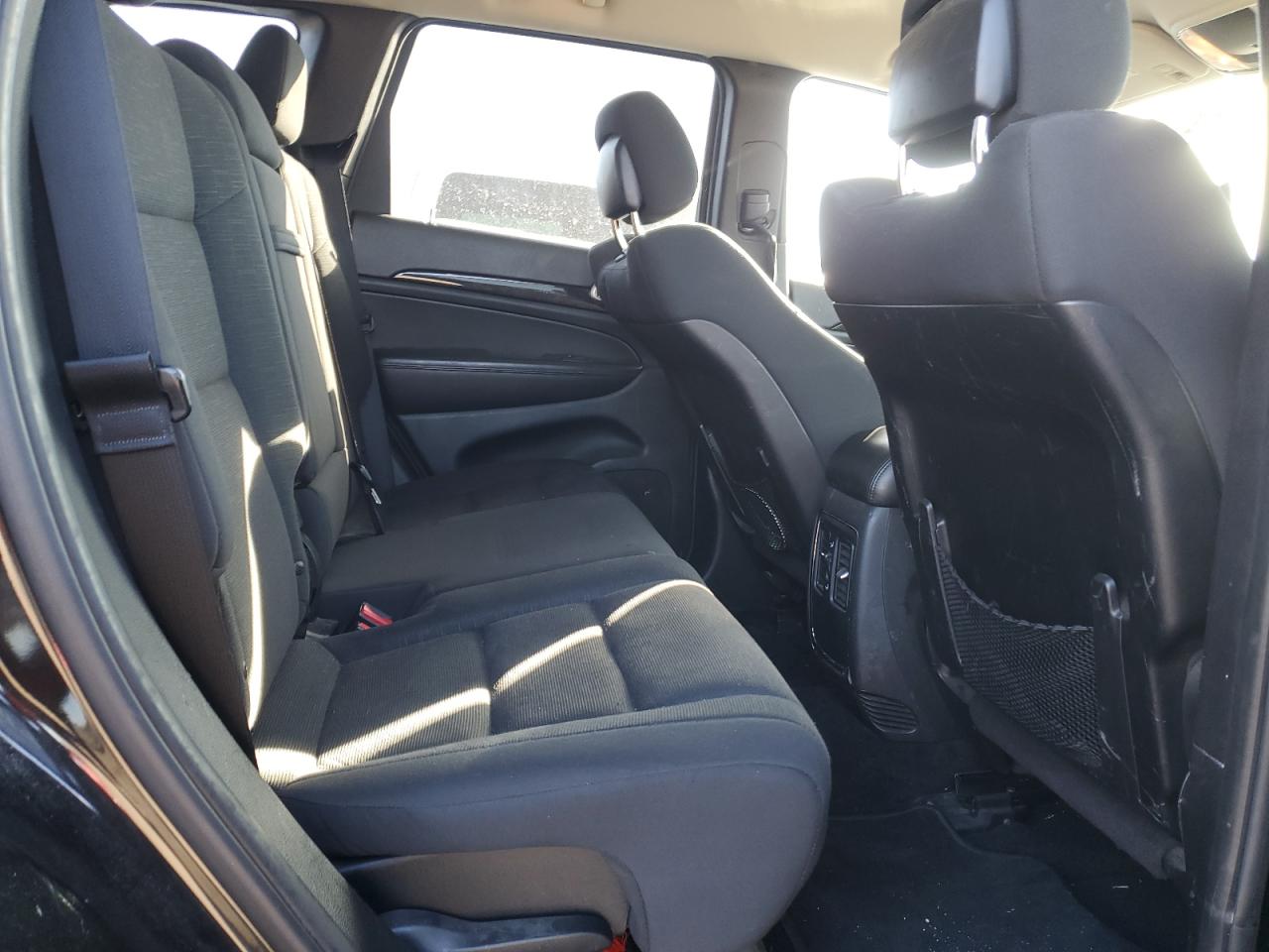 2013 Jeep Grand Cherokee - Image 11