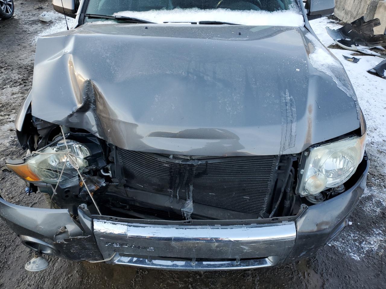 2009 Ford Escape - Image 12