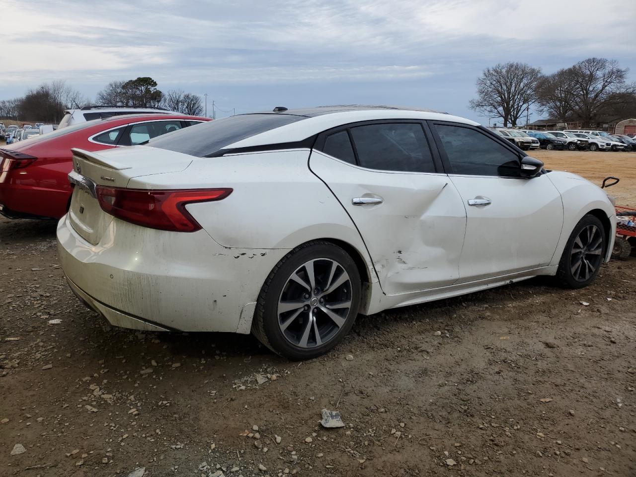 2016 Nissan Maxima - Image 3