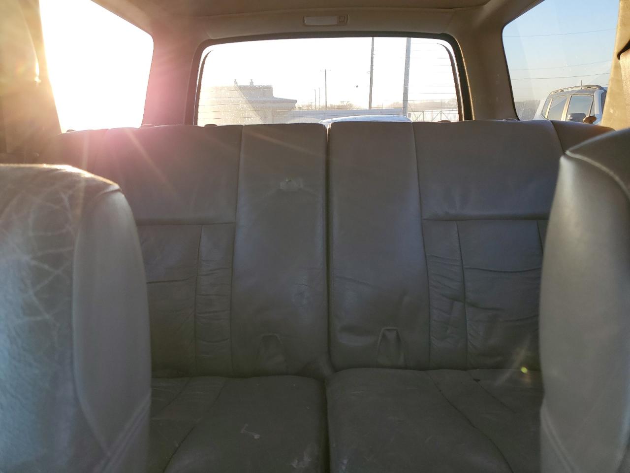 2002 Toyota 4Runner - Image 10