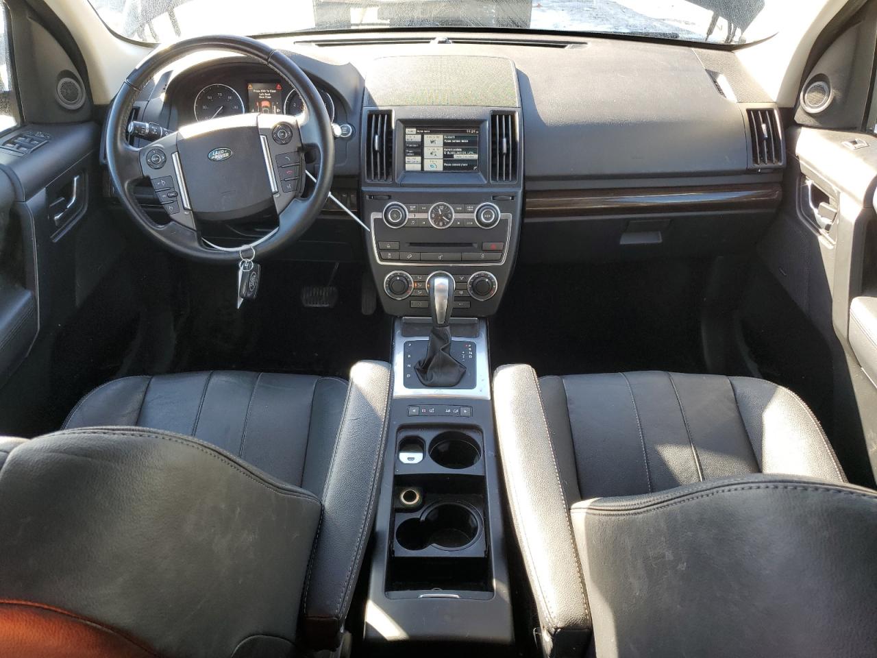 2014 Land Rover LR2 - Image 8