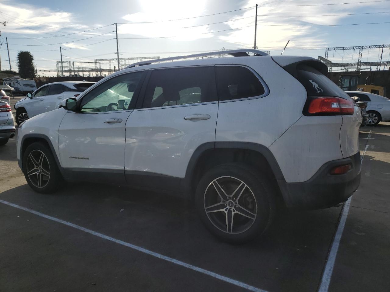 2014 Jeep Grand Cherokee - Image 2