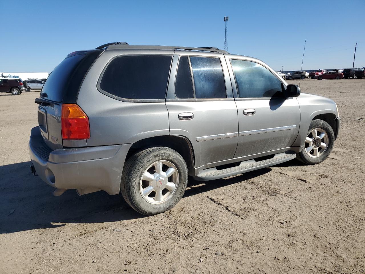 2008 GMC Envoy - Image 3