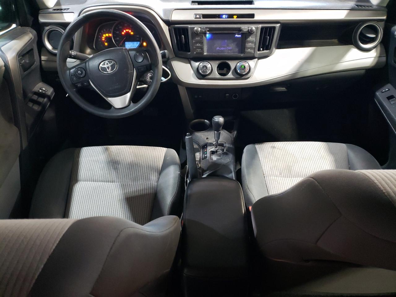 2013 Toyota RAV 4 - Image 8