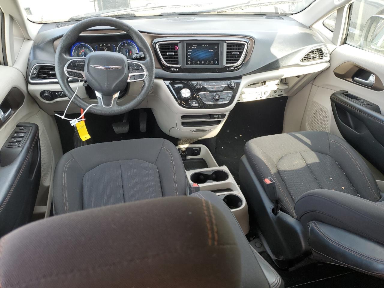2018 Chrysler Pacifica - Image 8