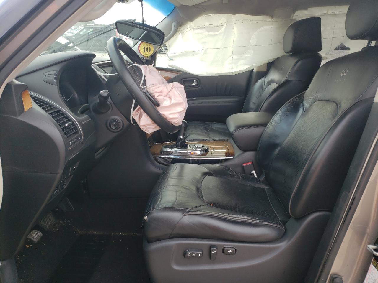 2011 Infiniti QX56 - Image 7