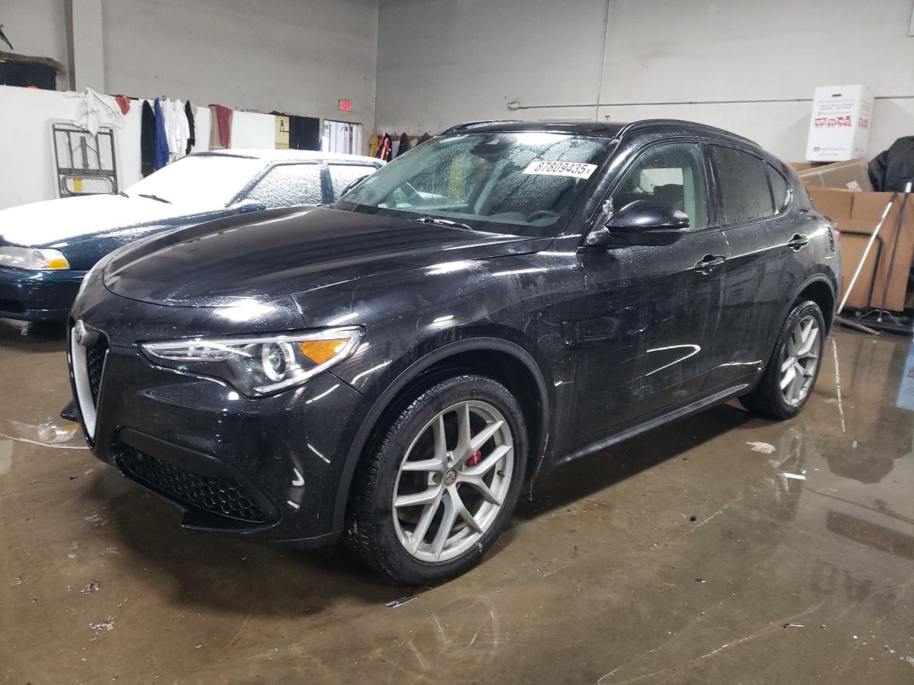 2018 Alfa Romeo Stelvio Sport na sprzedaż w Elgin, IL - Rear End