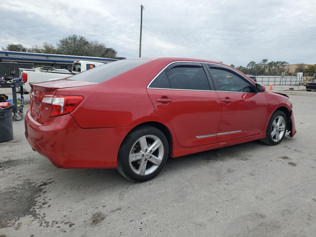 2014 Toyota Camry - Image 3