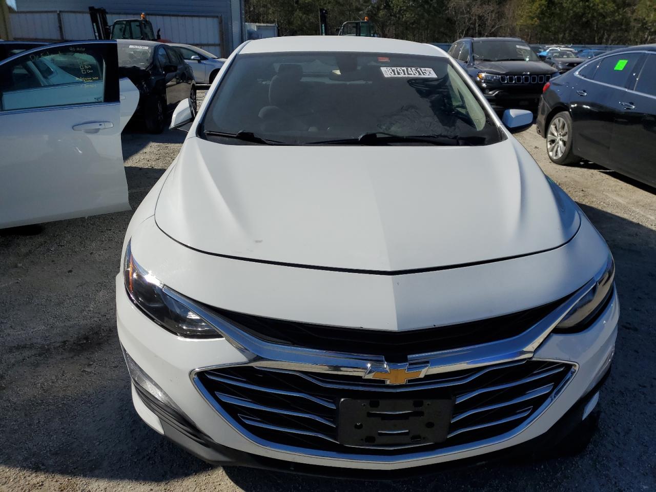 2022 Chevrolet Malibu - Image 5