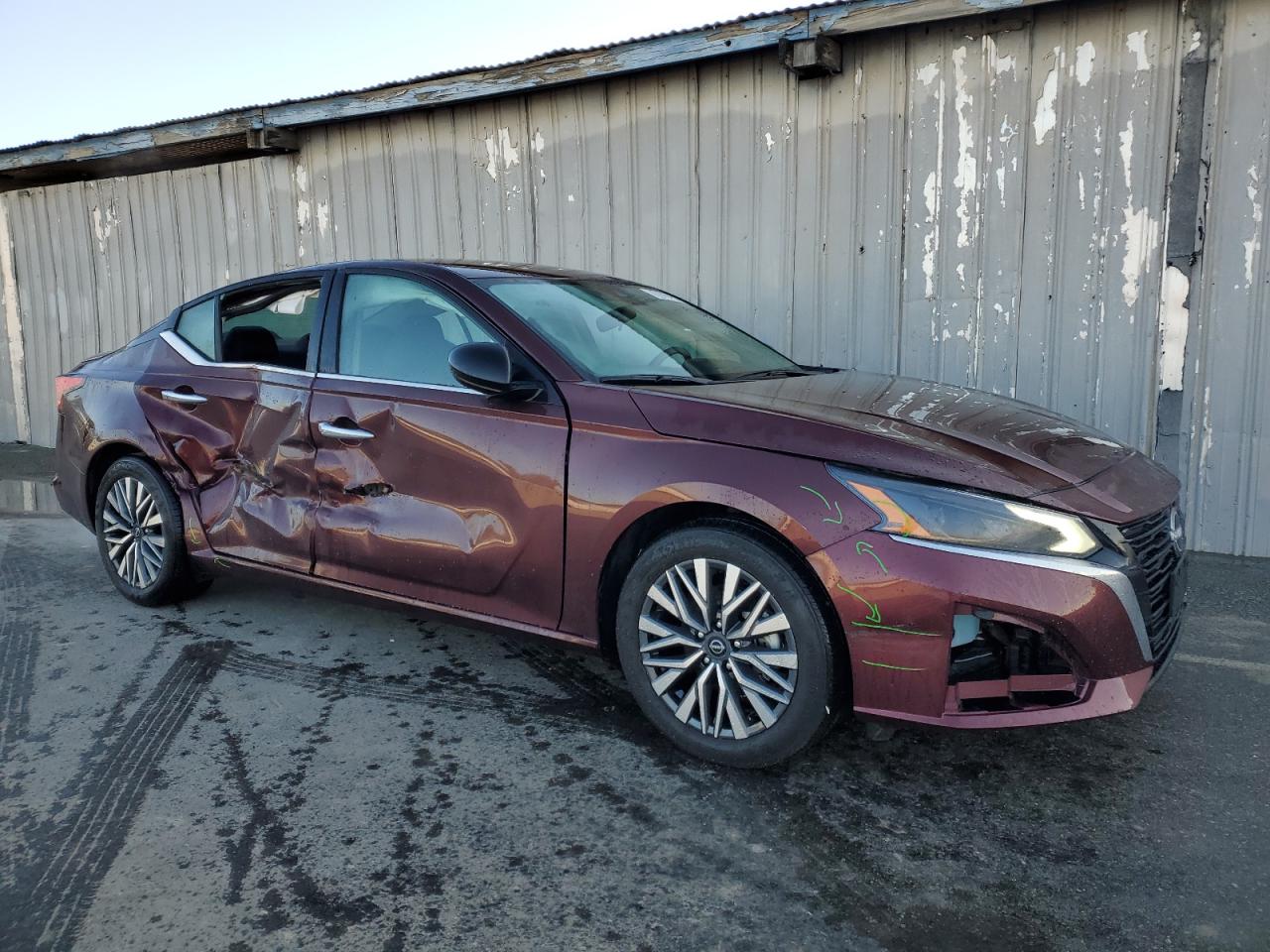 2024 Nissan Altima - Image 4