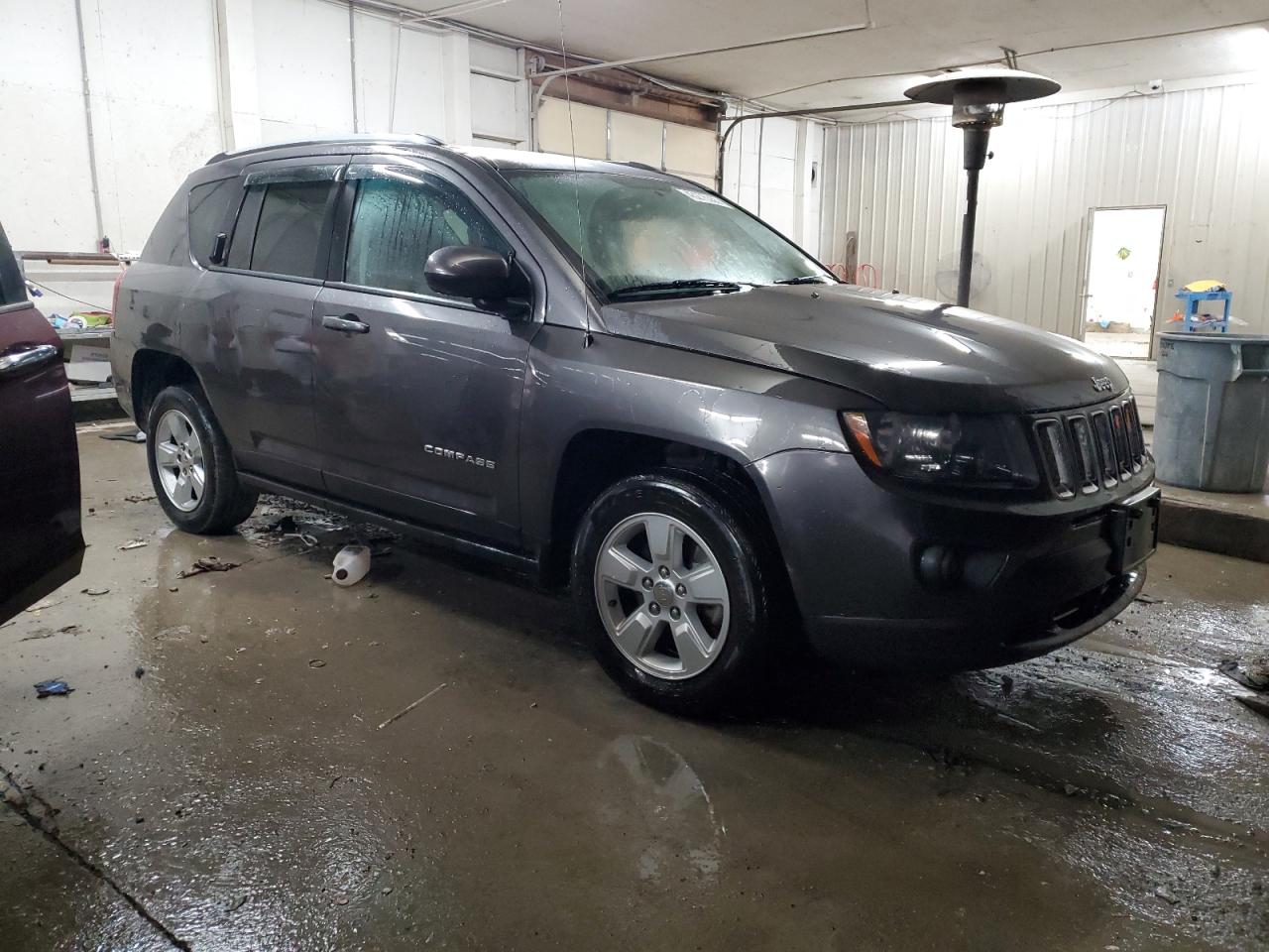 2016 Jeep Compass - Image 4