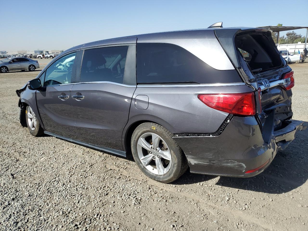 2019 Honda Odyssey - Image 2