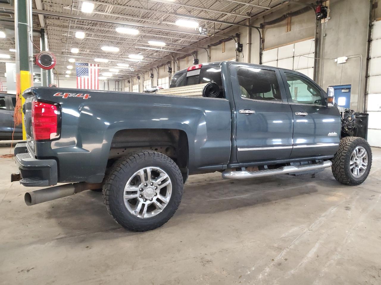 2017 Chevrolet Silverado - Image 3