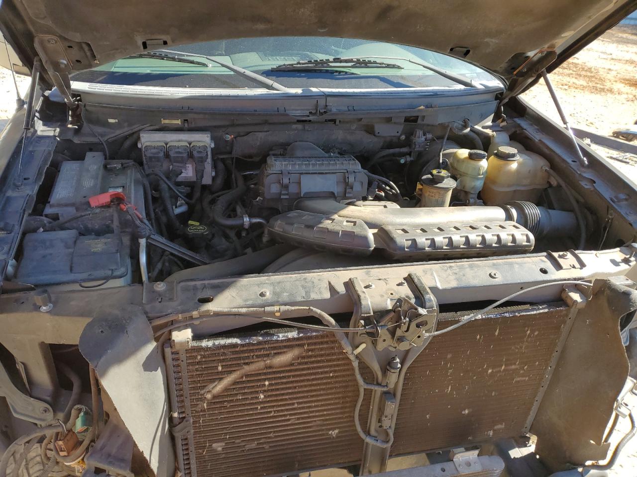 2004 Ford F-150 - Image 12