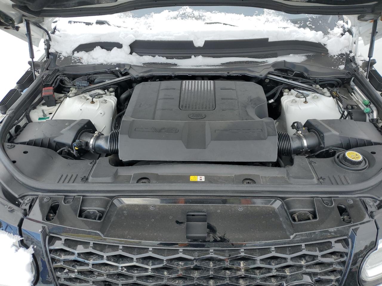 2016 Land Rover Range Rover - Image 12