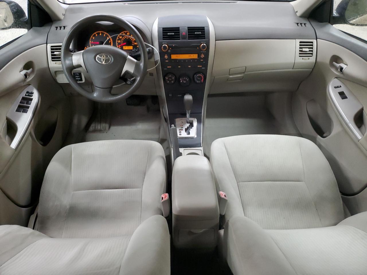 2010 Toyota Corolla - Image 8