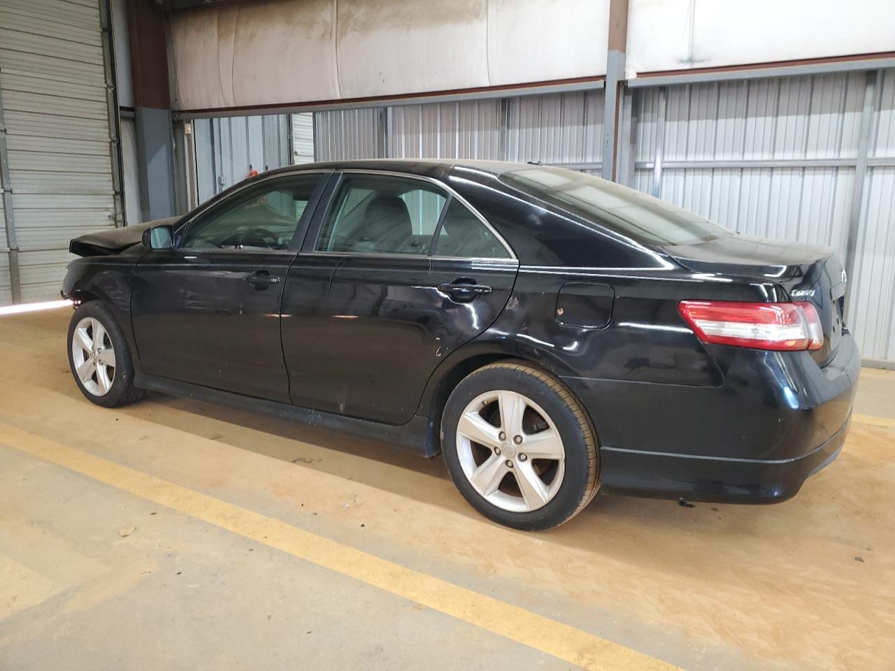 2011 Toyota Camry - Image 2