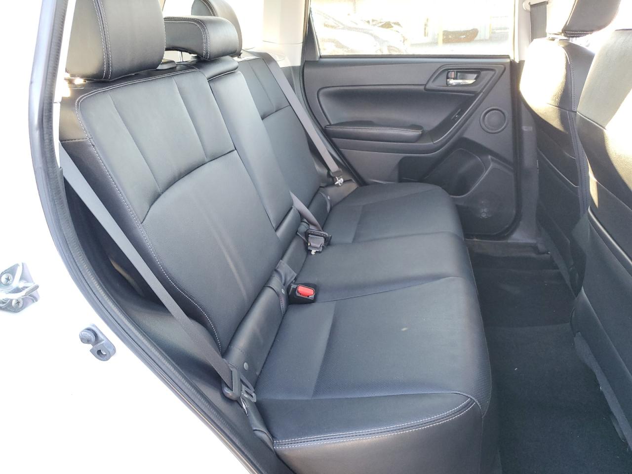 2014 Subaru Forester - Image 11