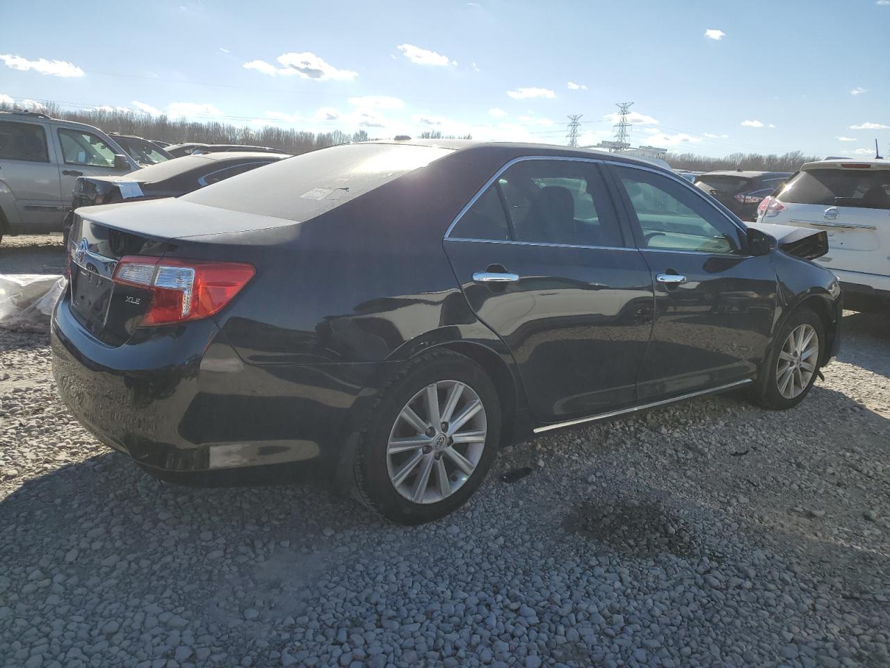 2014 Toyota Camry - Image 3