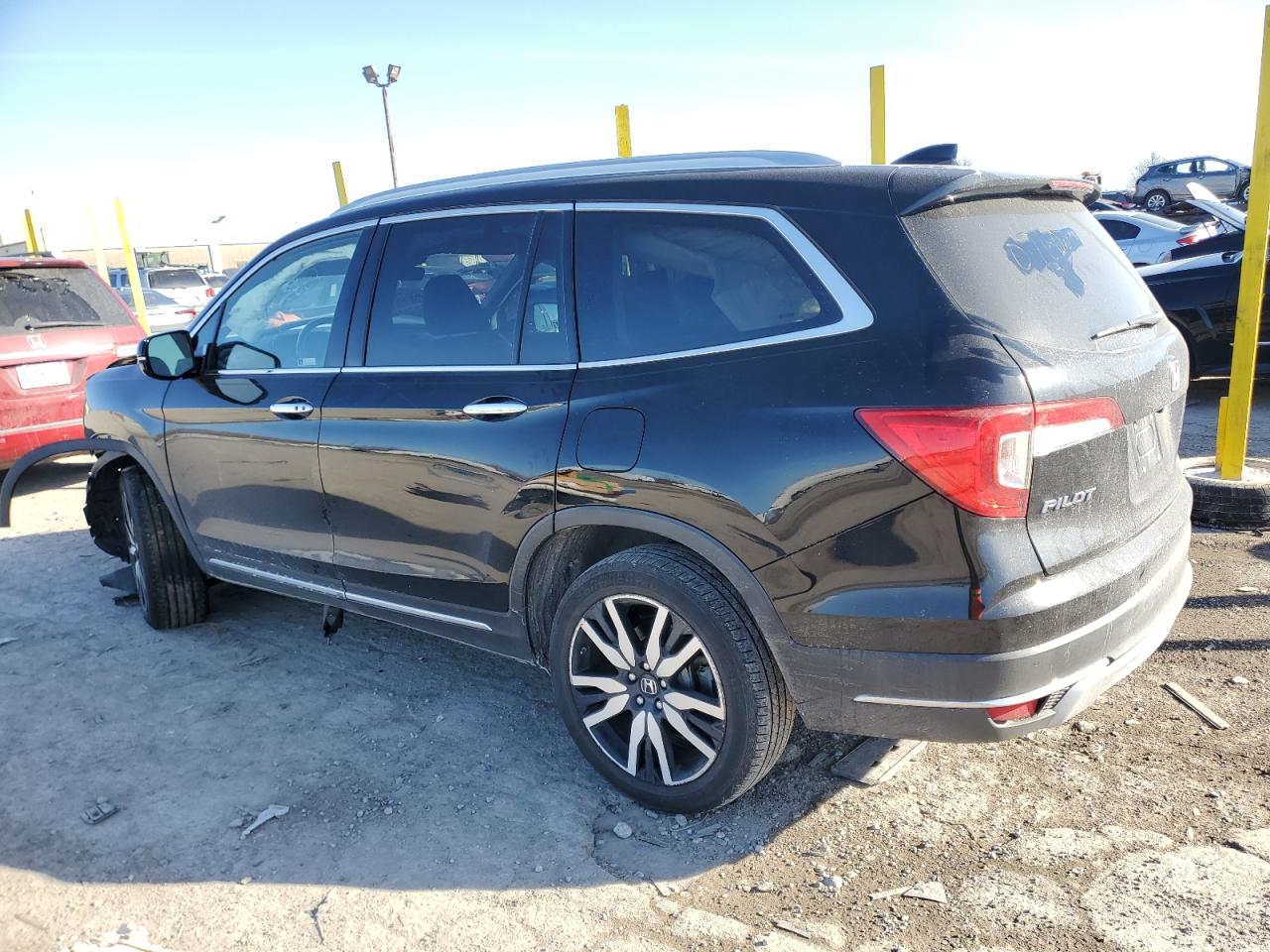 2019 Honda Pilot - Image 2