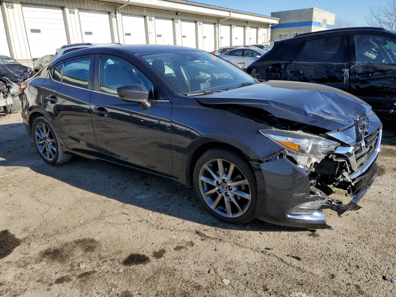 2018 Mazda 3 - Image 4