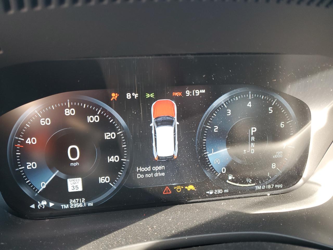 2020 Volvo XC60 - Image 9