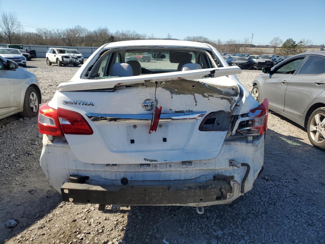 2016 Nissan Sentra - Image 6