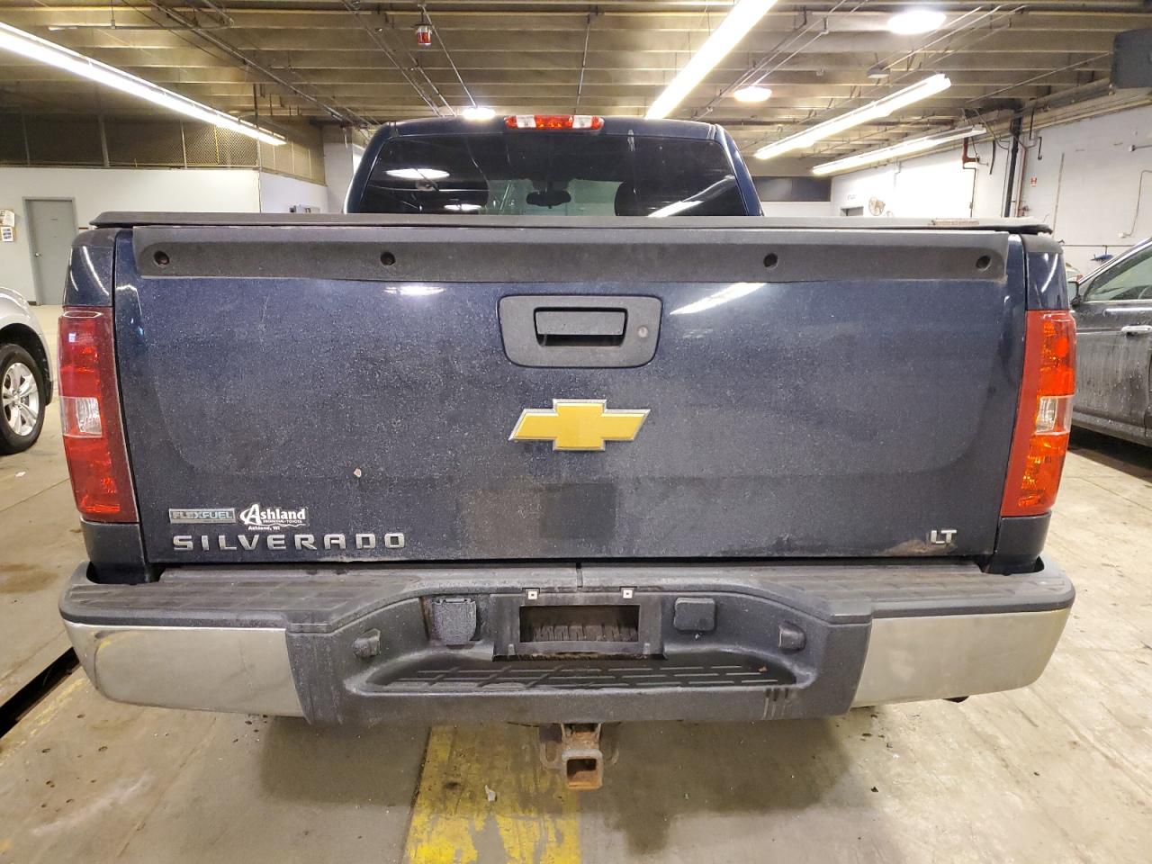 2012 Chevrolet Silverado - Image 6
