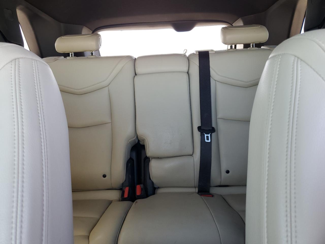 2017 Cadillac XT5 - Image 10