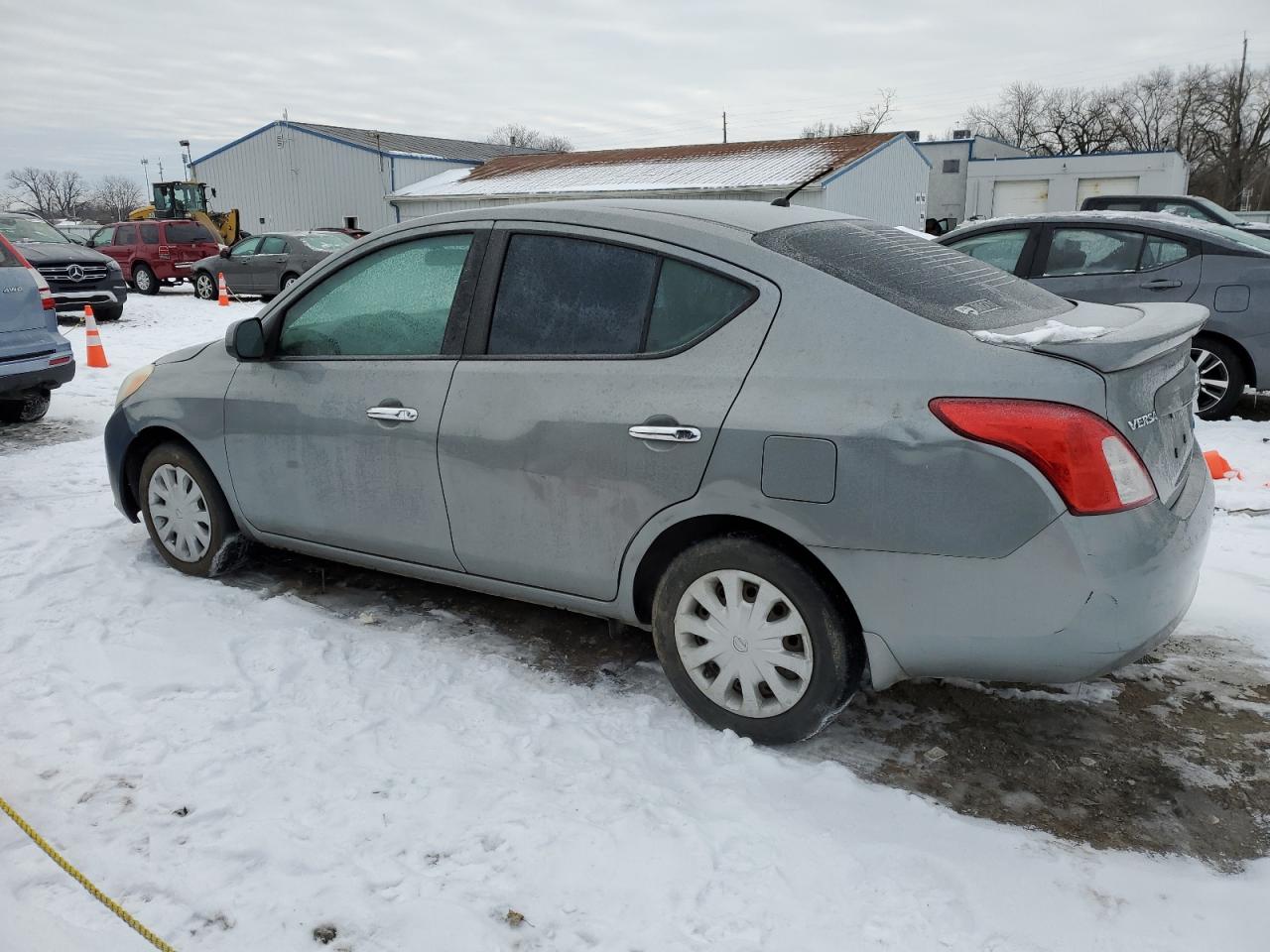 VIN 3N1CN7AP8DL839442 2013 NISSAN VERSA no.2