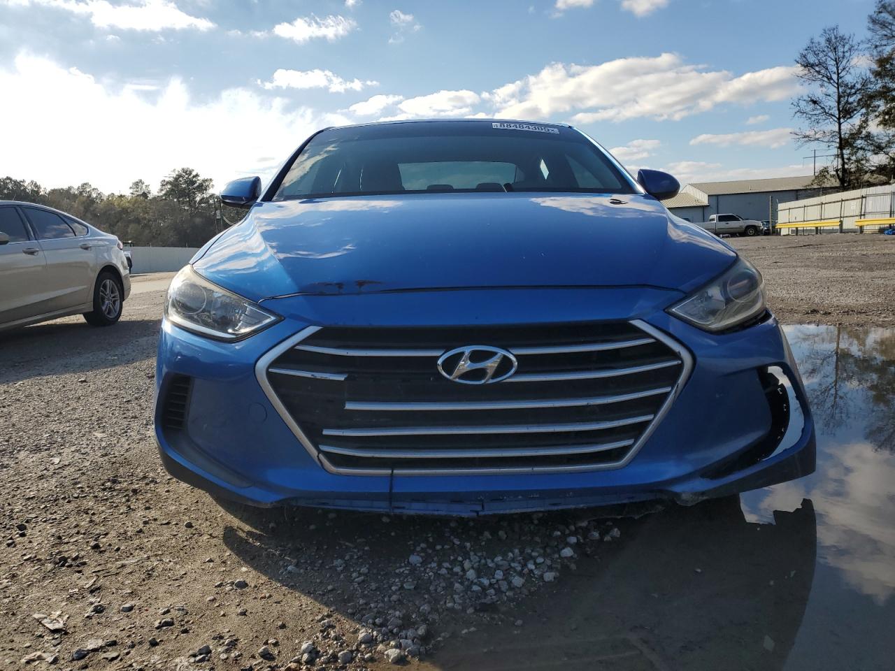 VIN KMHD74LF2HU082818 2017 HYUNDAI ELANTRA no.5