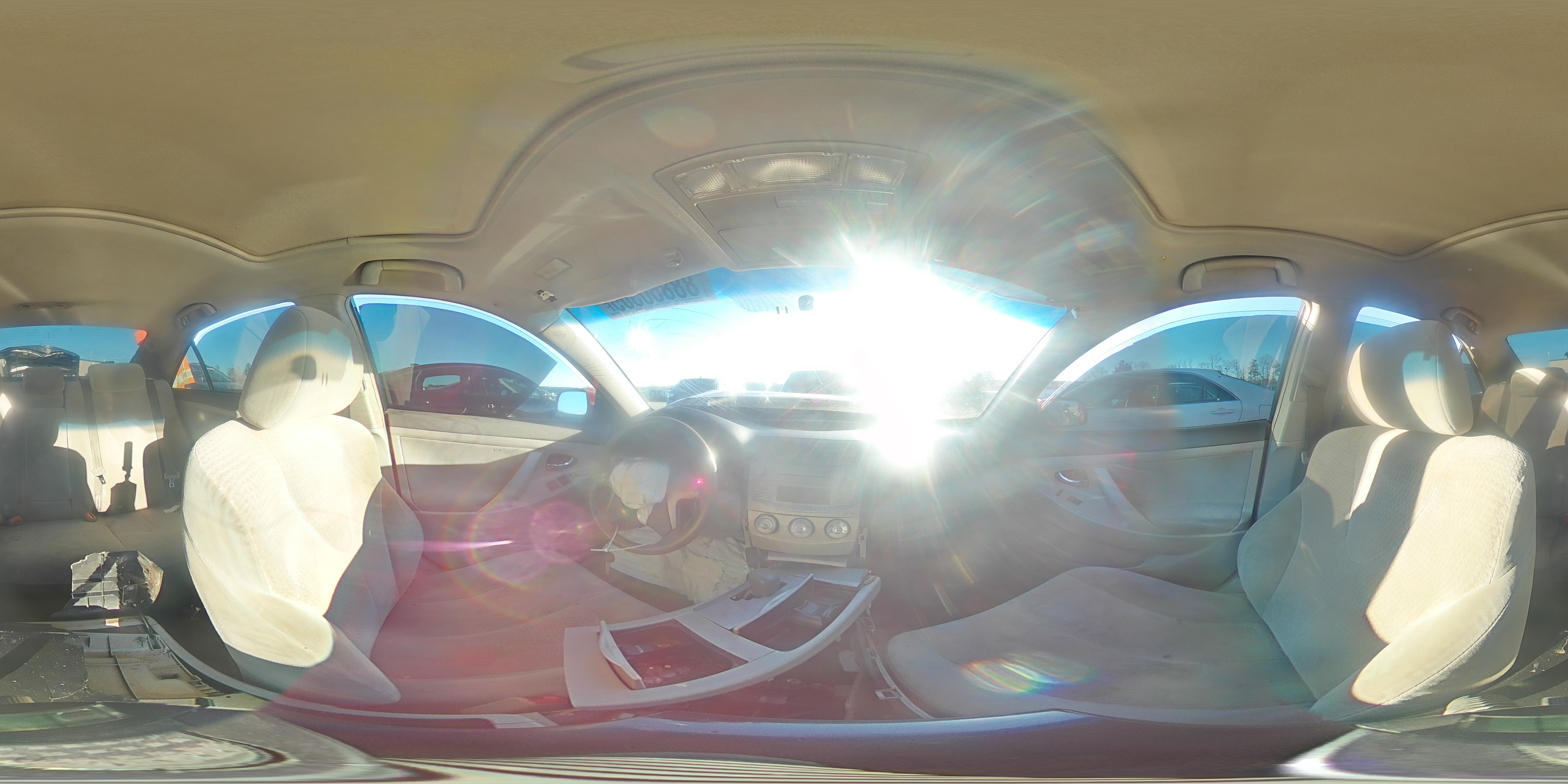 2010 Toyota Camry - Image 12