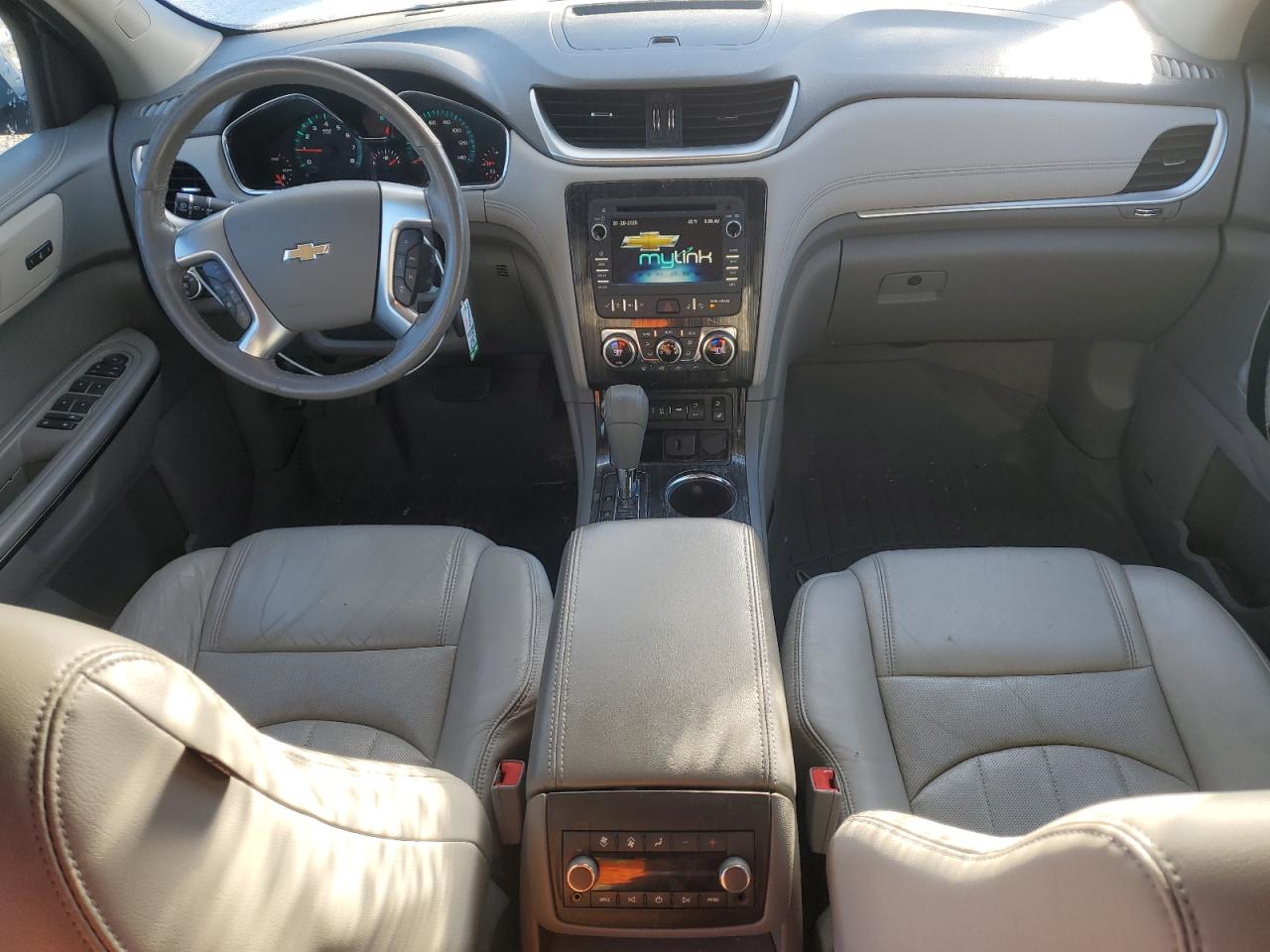 2016 Chevrolet Traverse - Image 8