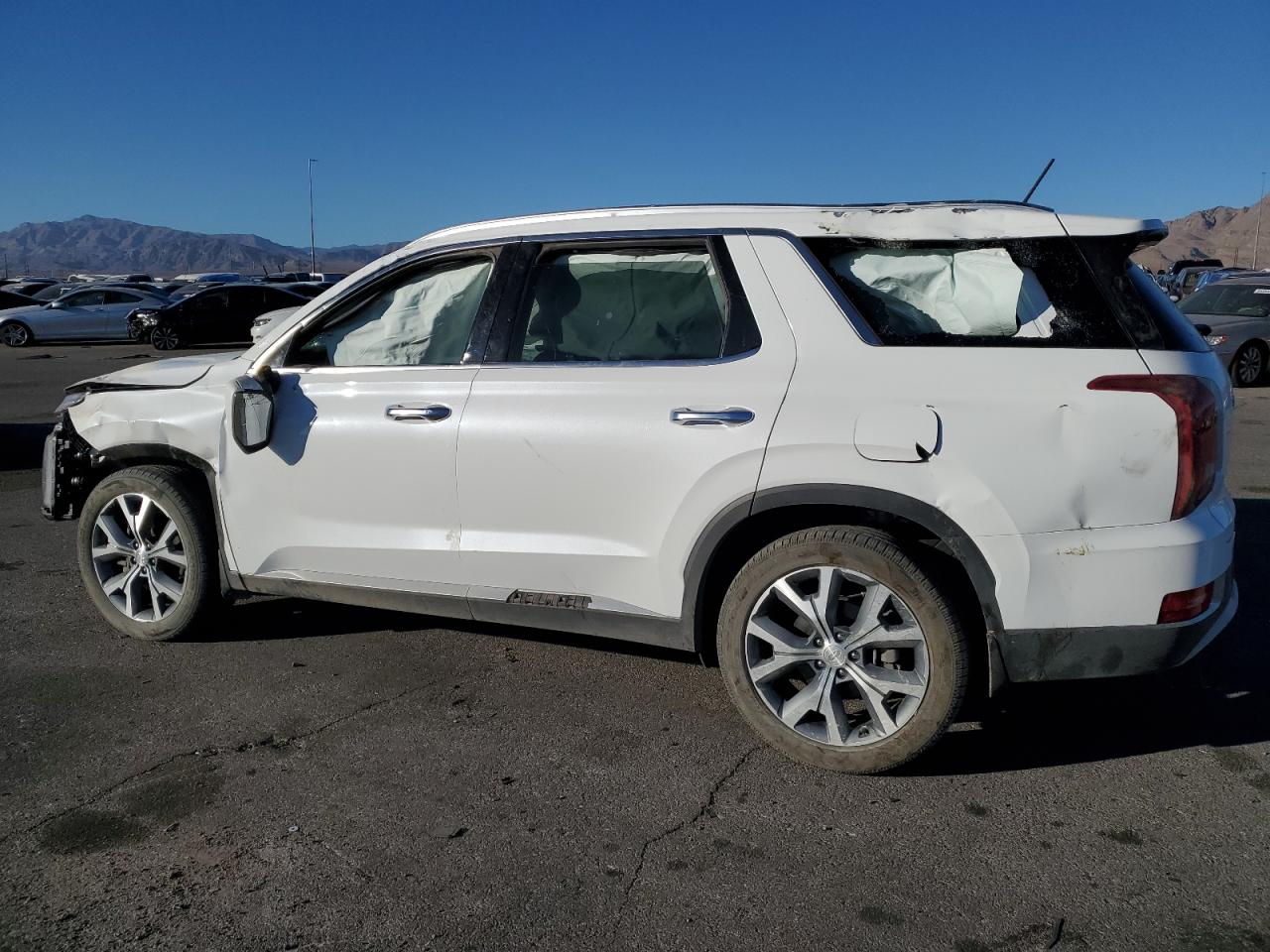 2021 Hyundai Palisade - Image 2