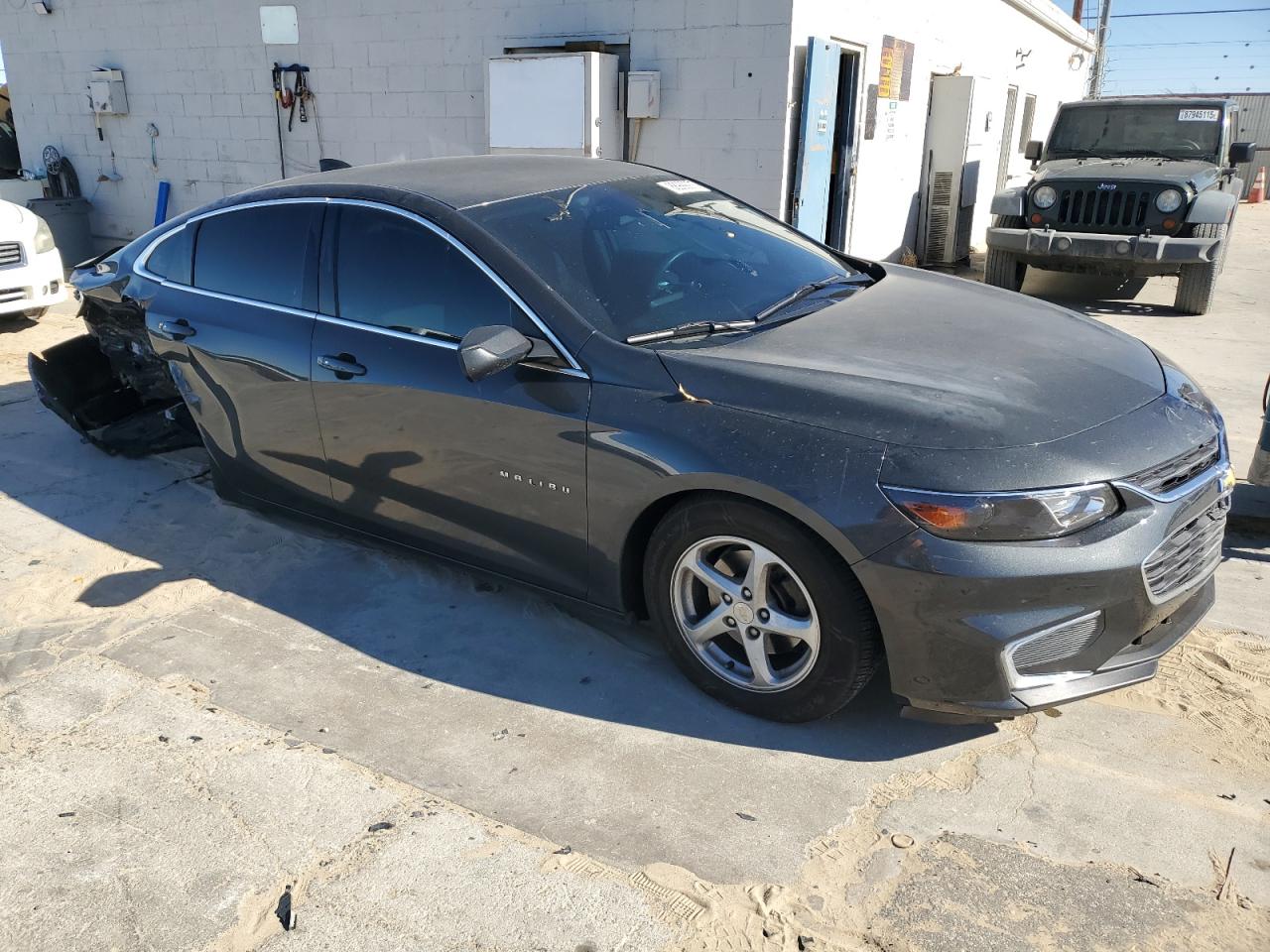 2017 Chevrolet Malibu - Image 4