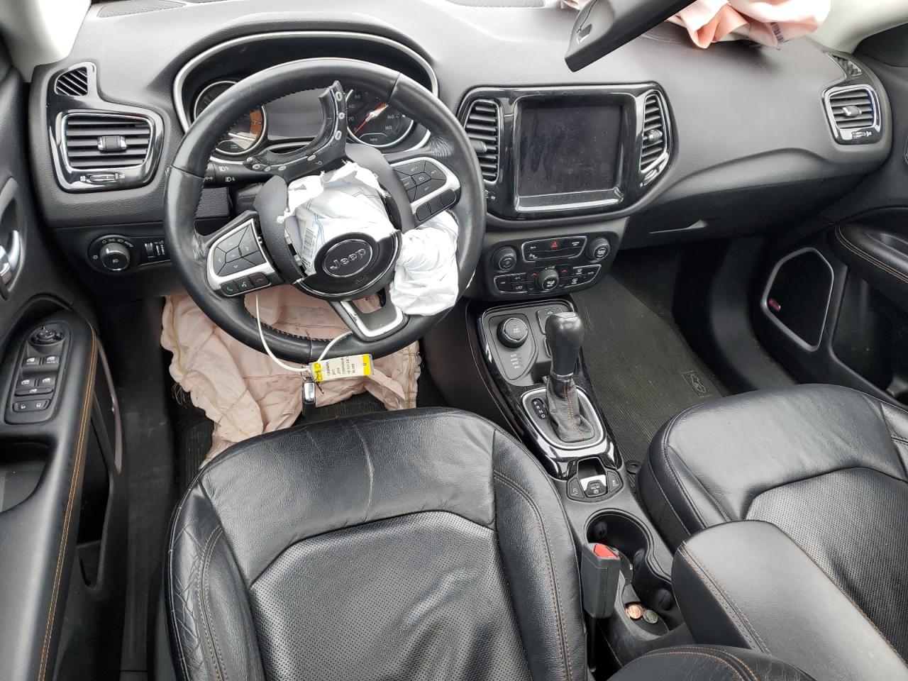 2017 Jeep Compass - Image 8